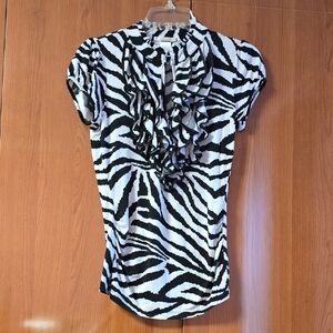 Chic Zebra Patterned Ruffle Blouse